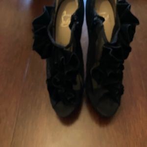 Christian Louboutin heels 38